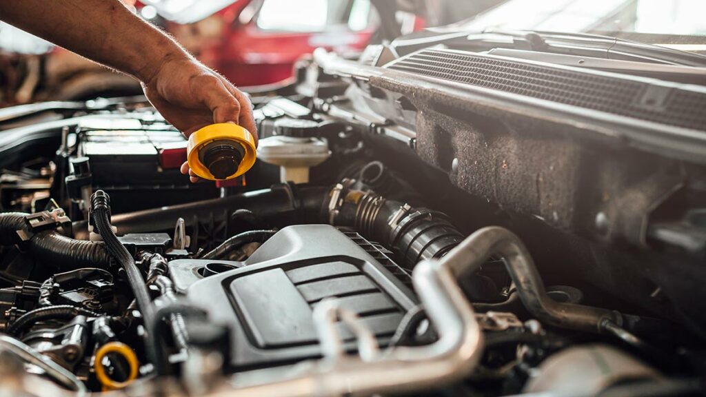¿Cada Cuántos Kilómetros Debes Cambiar el Aceite de Tu Coche?